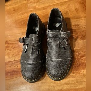 Dr. Martens Susy Cracked